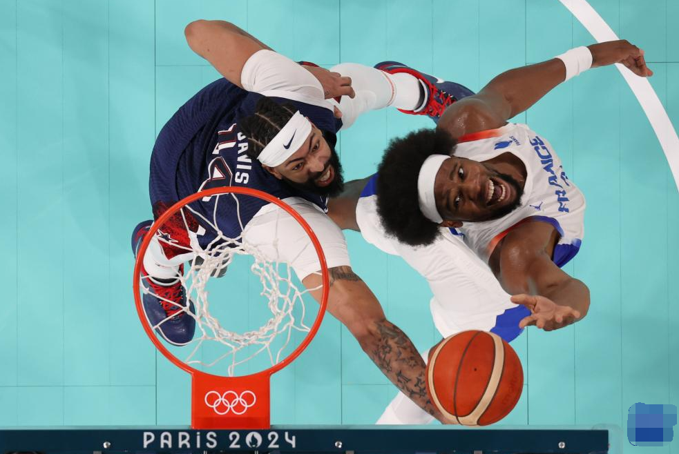 B体育官方-包含法国劲旅抵达国际赛场备战重要战役的词条