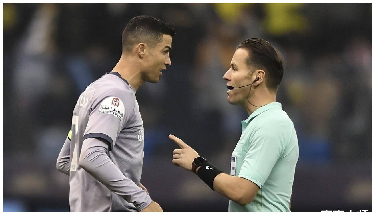 阿尔及利亚球队遭遇内讧,主帅或将下课的简单介绍 阿尔及利亚球队遭遇内讧,主帅或将下课的简单介绍