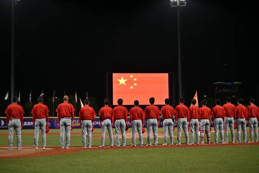 B体育官网入口-委内瑞拉队为下一场比赛做准备