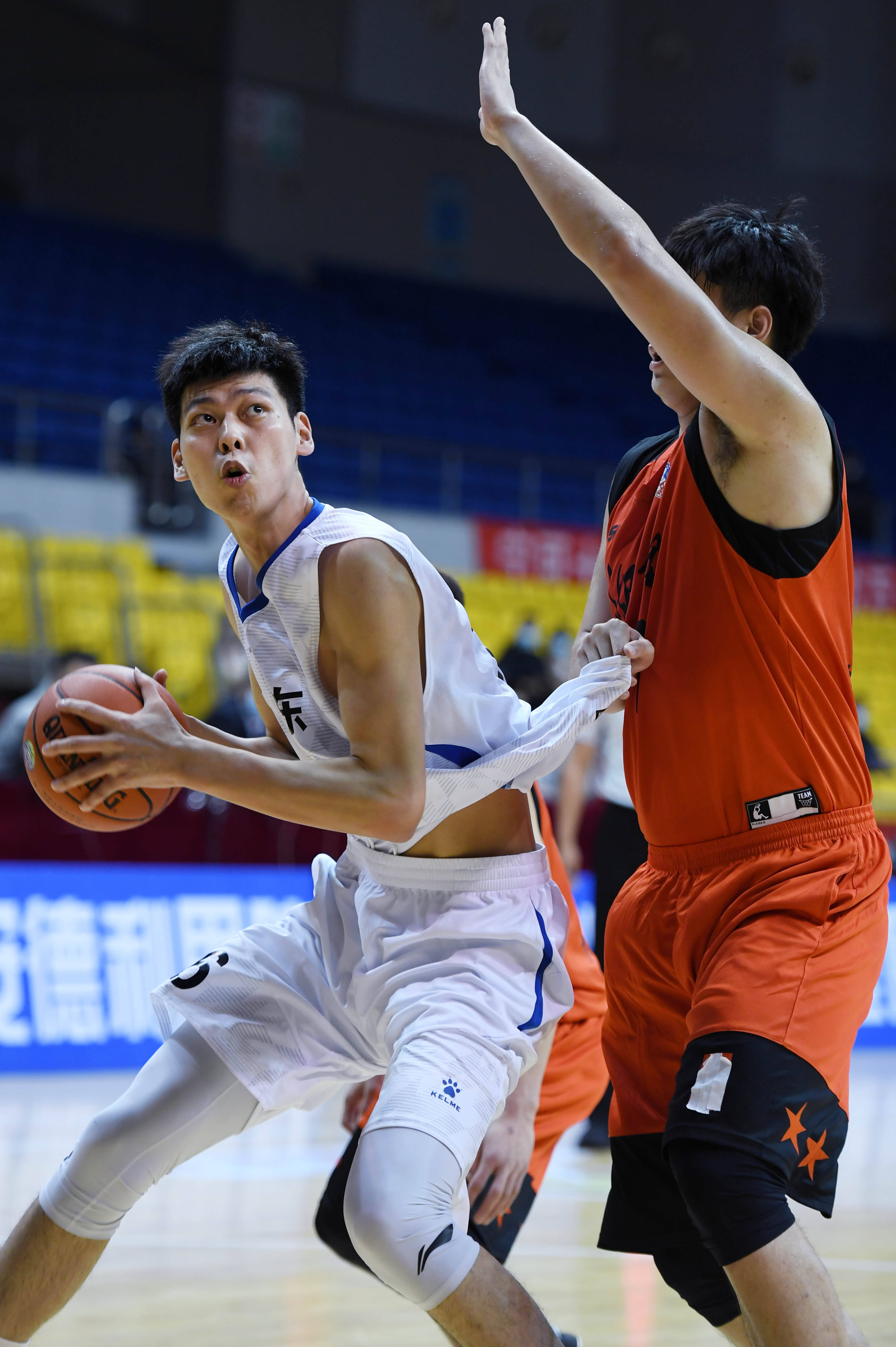 B体育中国官网-篮球赛后记者会现场，球员表现坦言心里话的简单介绍