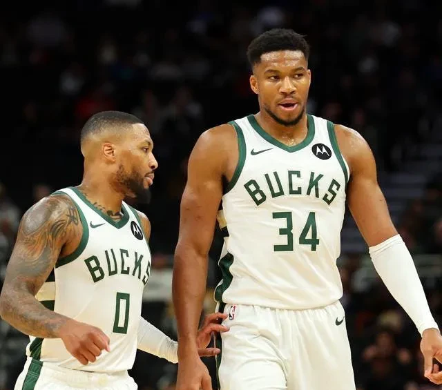 关于雄鹿队后卫因家庭原因缺席比赛的信息 关于雄鹿队后卫因家庭原因缺席比赛的信息