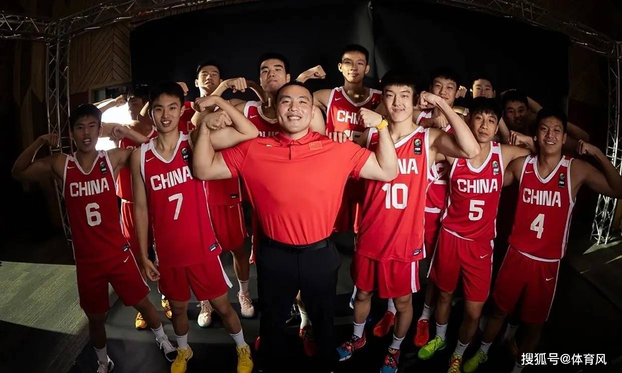 包含回归赛场锋线表现出色,为球队争取胜利的词条 包含回归赛场锋线表现出色,为球队争取胜利的词条