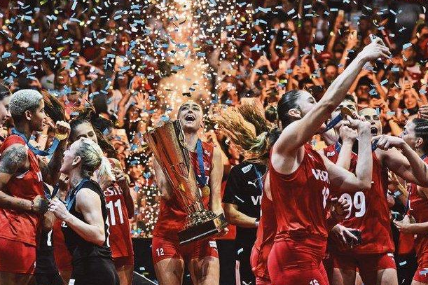 土耳其队在排球比赛中取得冠军 土耳其队在排球比赛中取得冠军