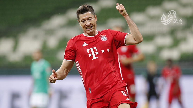 关于莱万当天因伤出差缺阵,拜仁防线不慎破损的信息 关于莱万当天因伤出差缺阵,拜仁防线不慎破损的信息