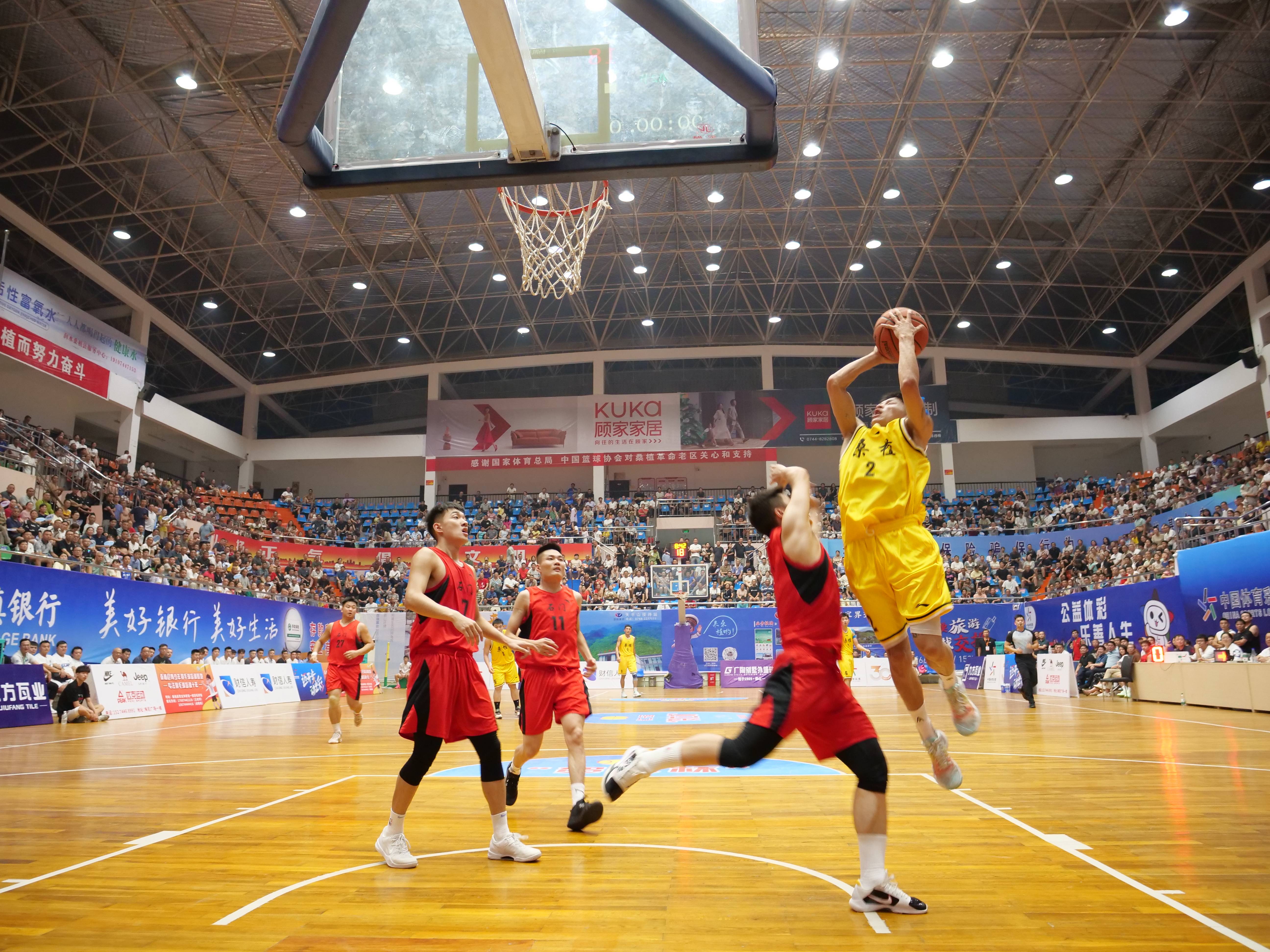 B体育中国官网-国内篮球赛场精彩纷呈，球队实力逐渐增强的简单介绍