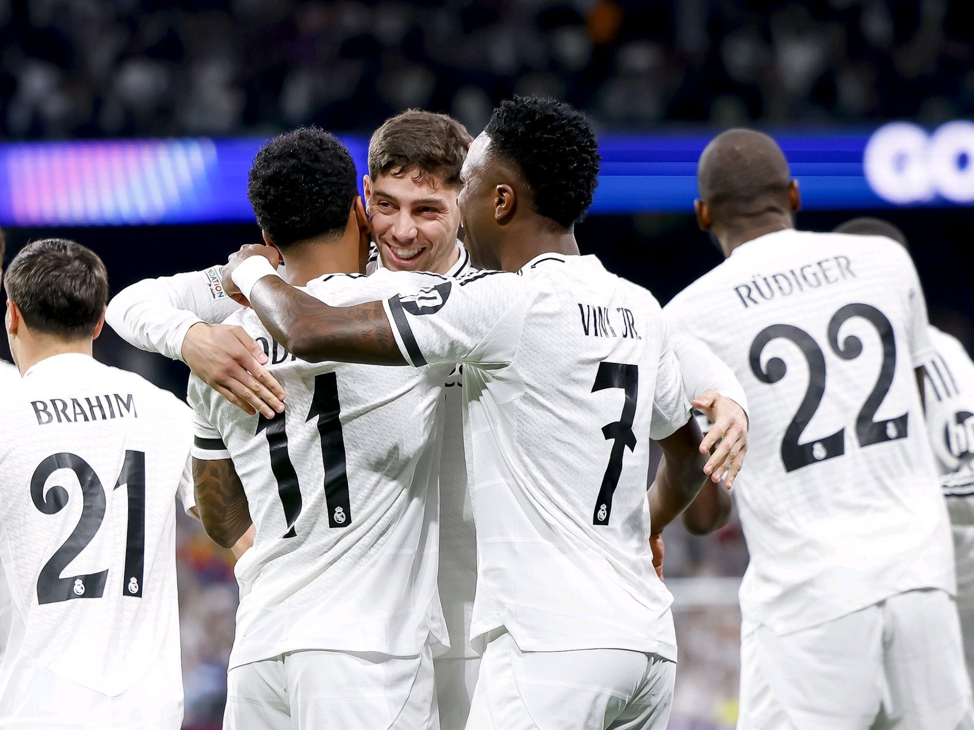 阿森纳继续关注多特蒙德球员,潜在引援机会 阿森纳继续关注多特蒙德球员,潜在引援机会