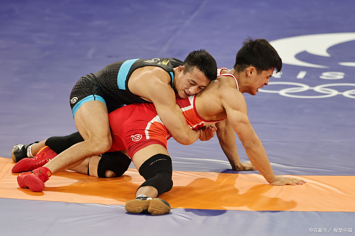 B体育官网app-实力对决！运动员们在竞技场上展现实力