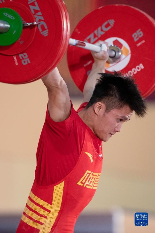 B体育课程-包含举重选手实力超群荷兰队喜获铜牌的词条