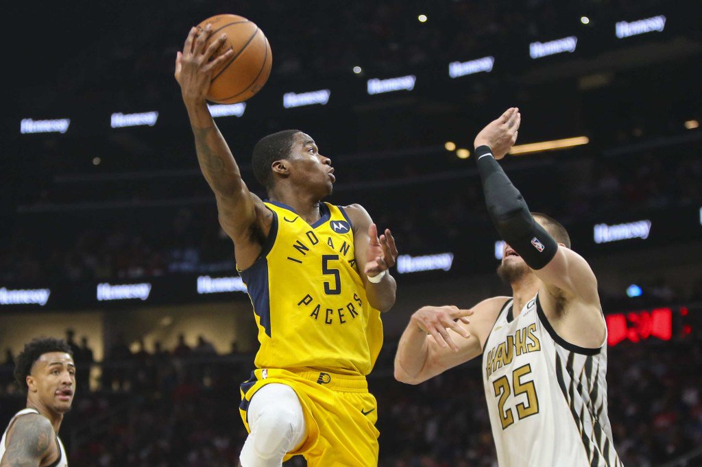 步行者客场险胜老鹰迎来反弹的简单介绍