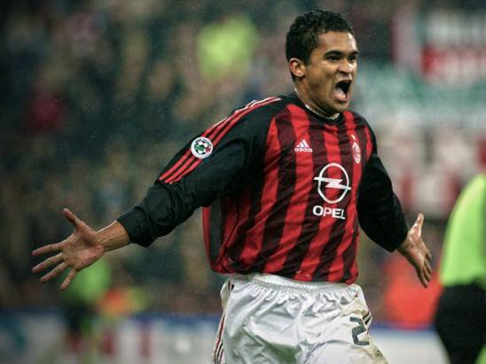 B体育网站-AC米兰中场引援计划受挫，转而目标转会市场新秀