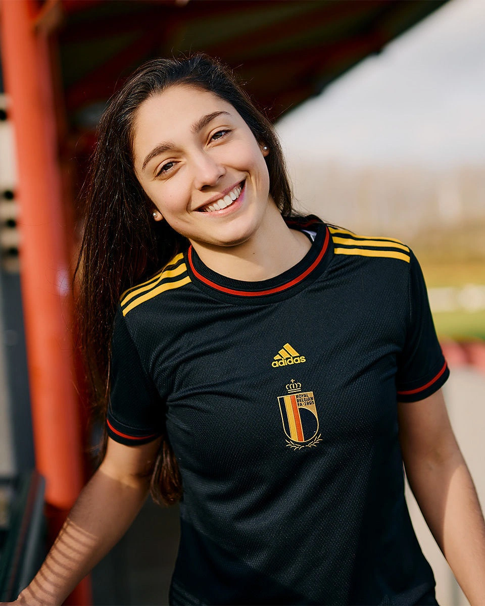 比利时女足灵活变阵,收获胜利 比利时女足灵活变阵,收获胜利