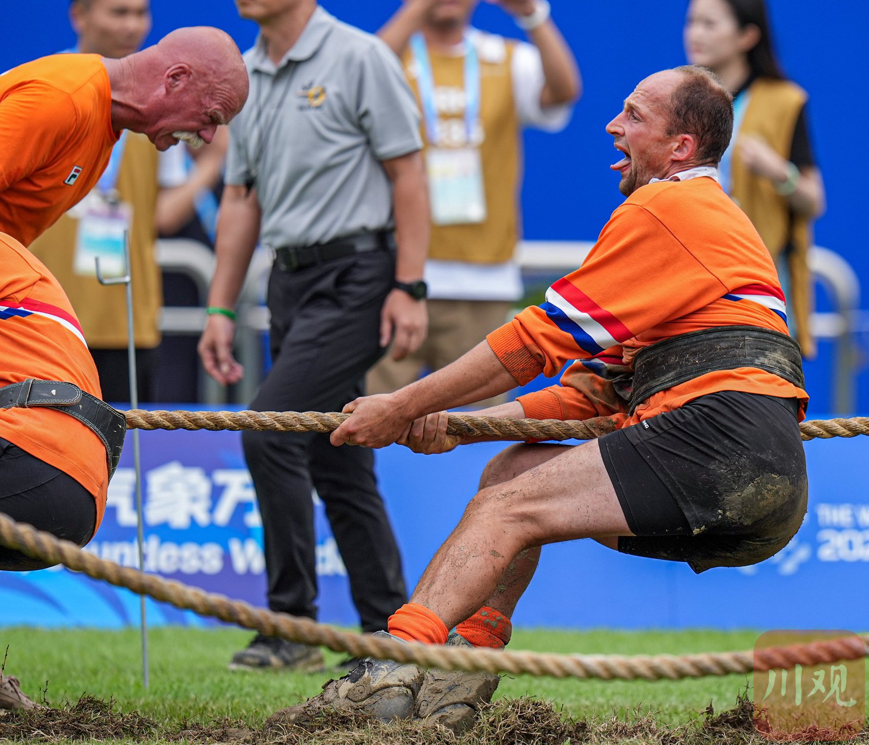 瑞士队在重要比赛中控制局势,获胜 瑞士队在重要比赛中控制局势,获胜